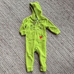 LIKE NEW Hanna Andersson kids grinch onesie XS (size 2-3)